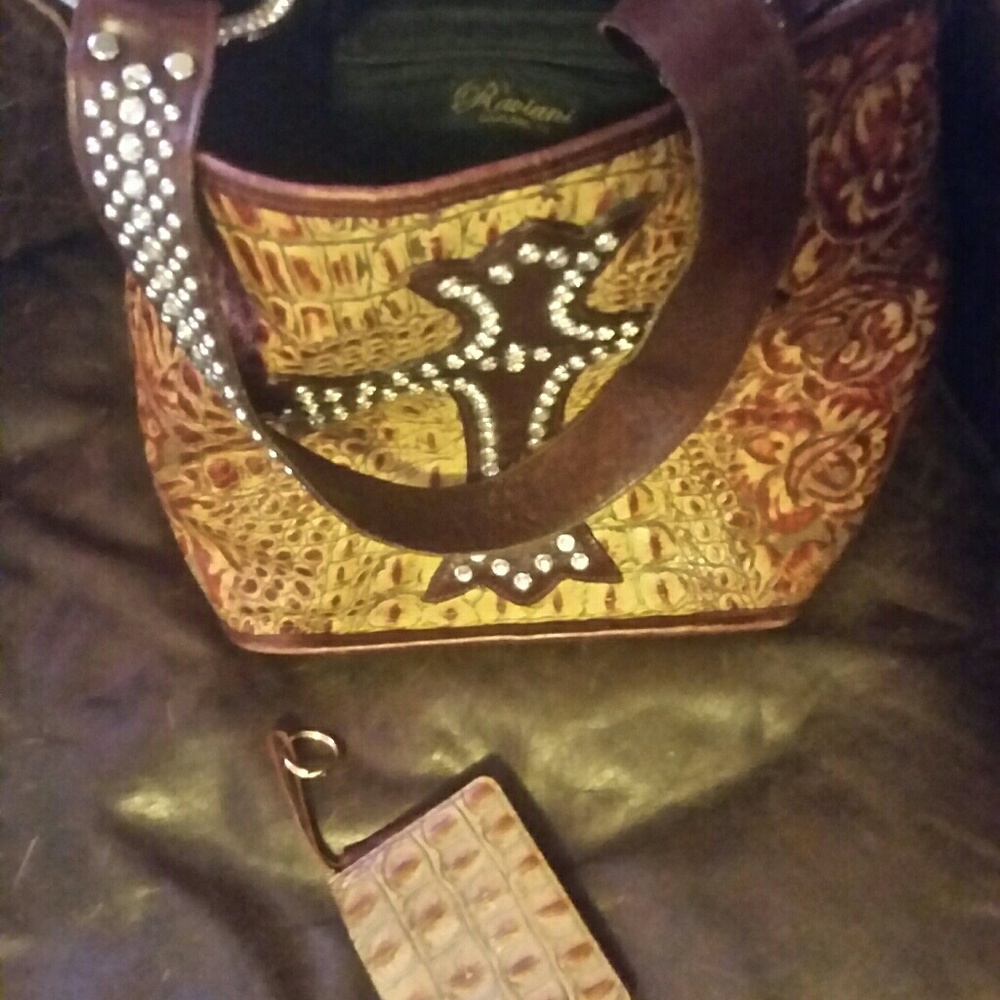 Ravinia tote